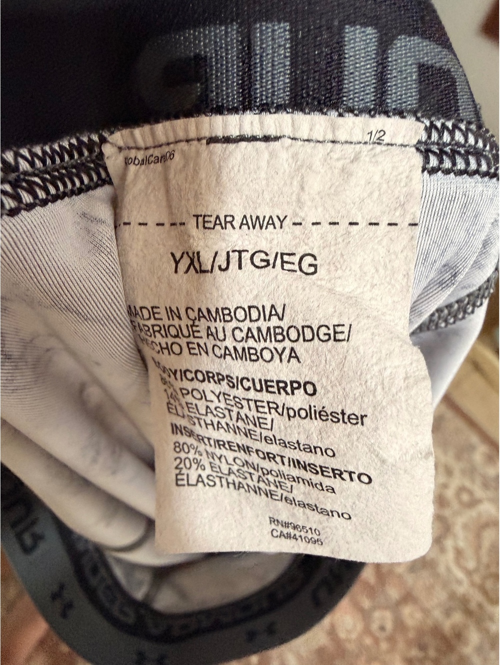 Girls under armor leggings - Picture 2 of 2